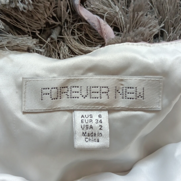 ✨Forever New floral romper - Picture 6 of 8